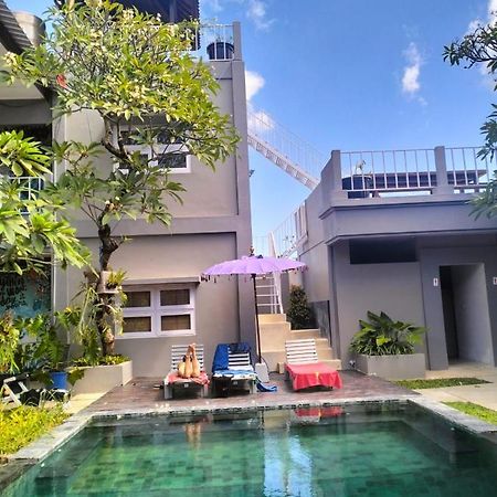 The Island Bali Hostel Seminyak  Exterior photo