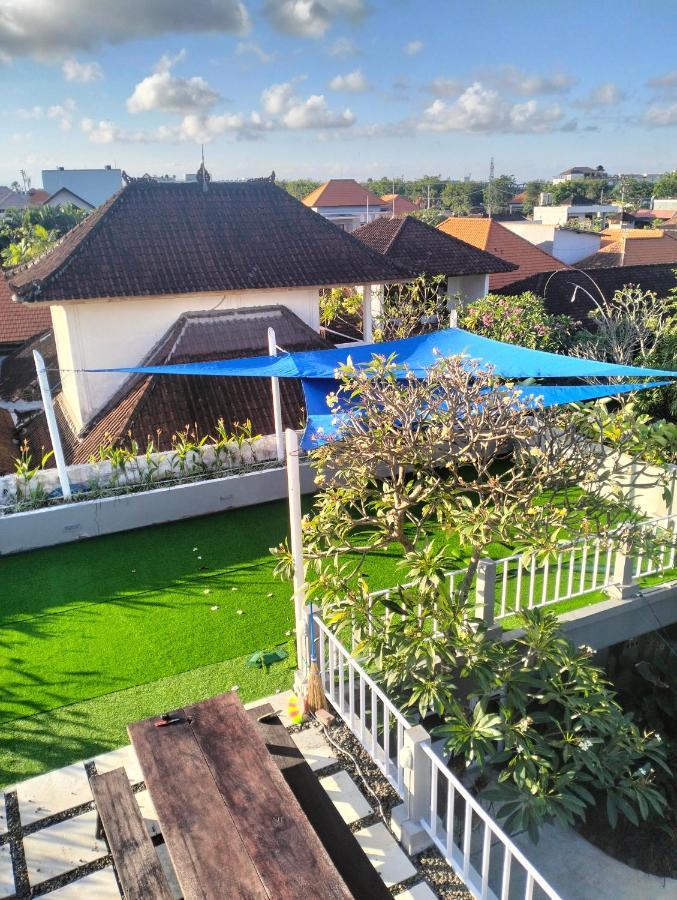 The Island Bali Hostel Seminyak  Exterior photo