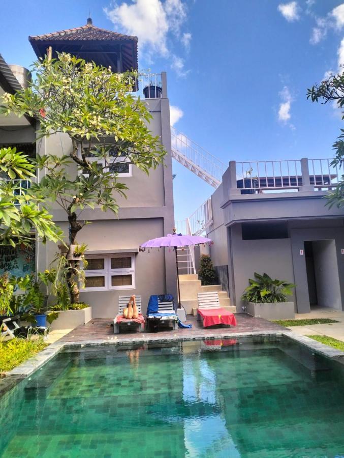 The Island Bali Hostel Seminyak  Exterior photo