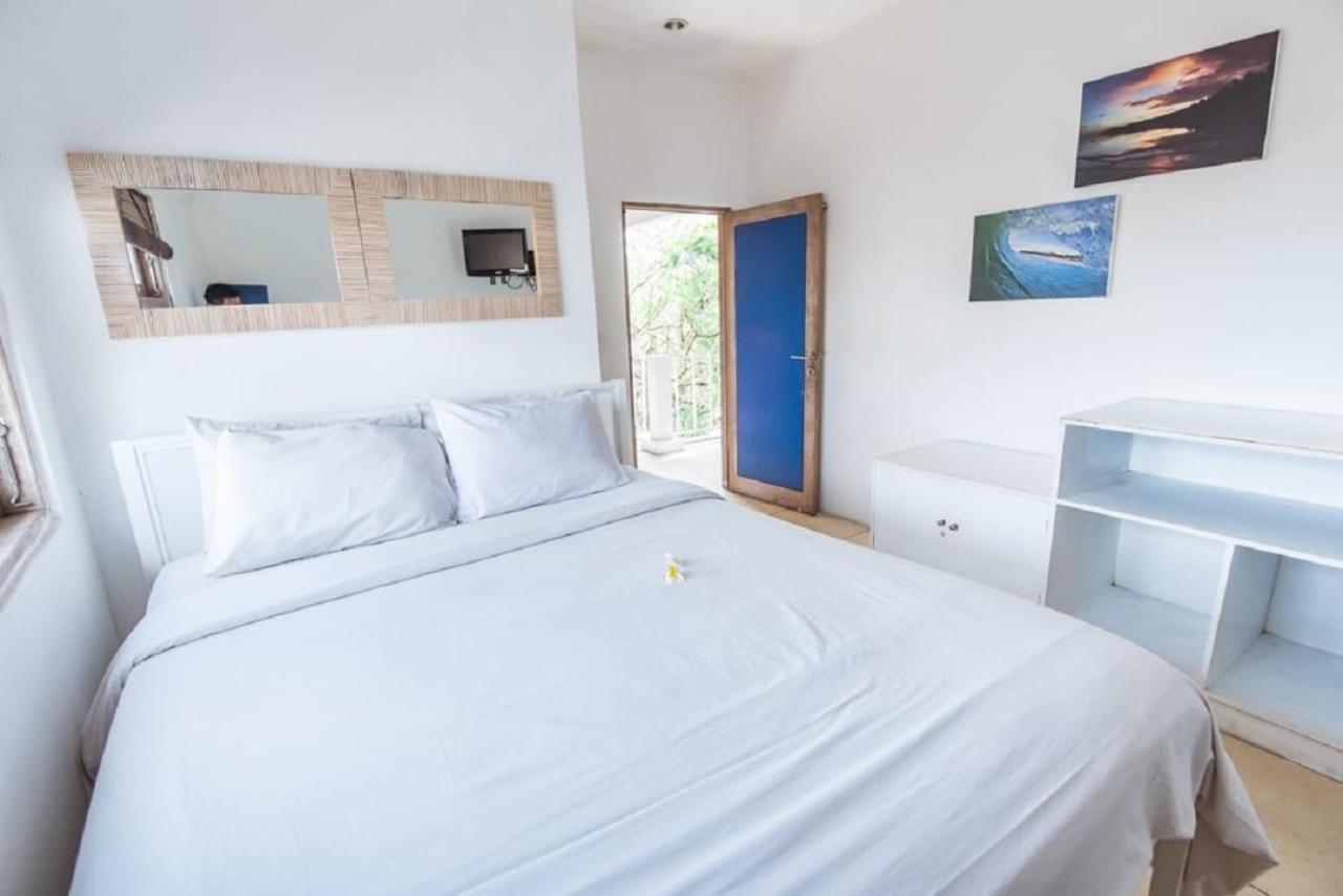 The Island Bali Hostel Seminyak  Exterior photo