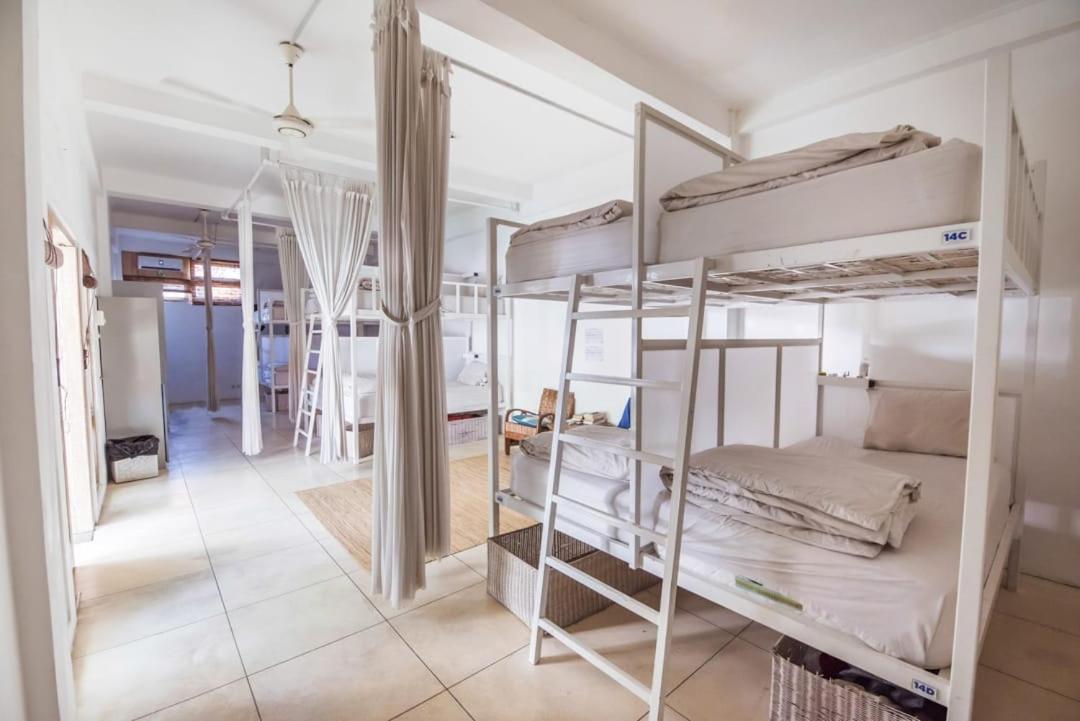 The Island Bali Hostel Seminyak  Exterior photo