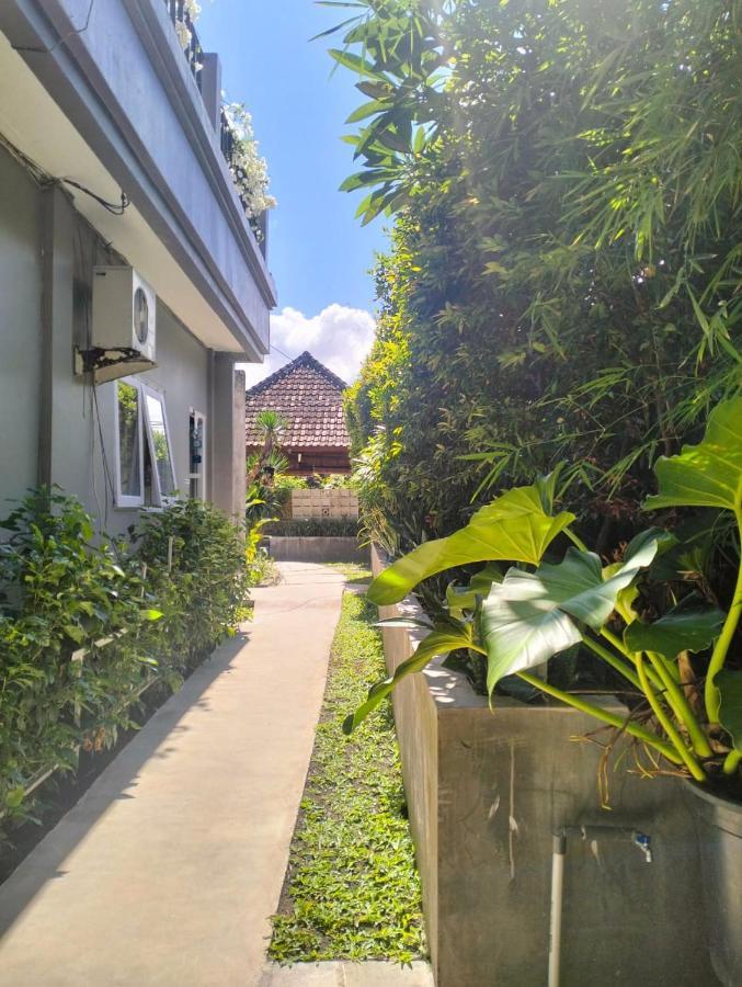 The Island Bali Hostel Seminyak  Exterior photo