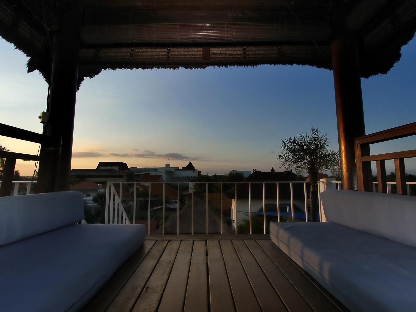 The Island Bali Hostel Seminyak  Exterior photo