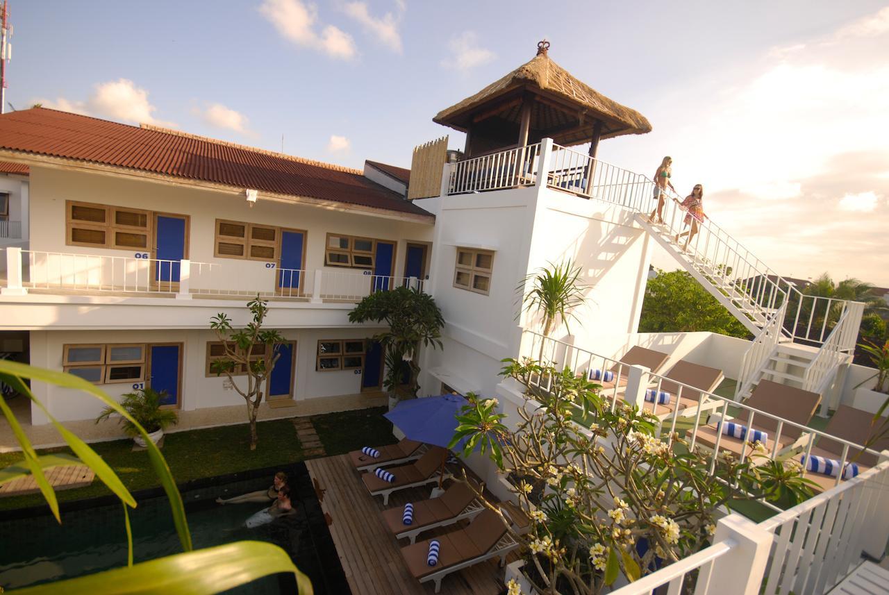 The Island Bali Hostel Seminyak  Exterior photo
