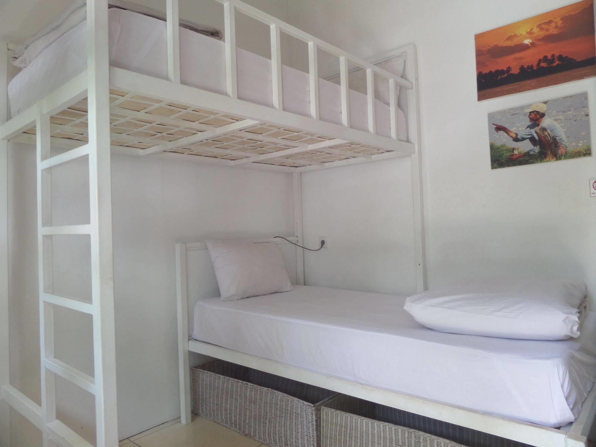 The Island Bali Hostel Seminyak  Exterior photo