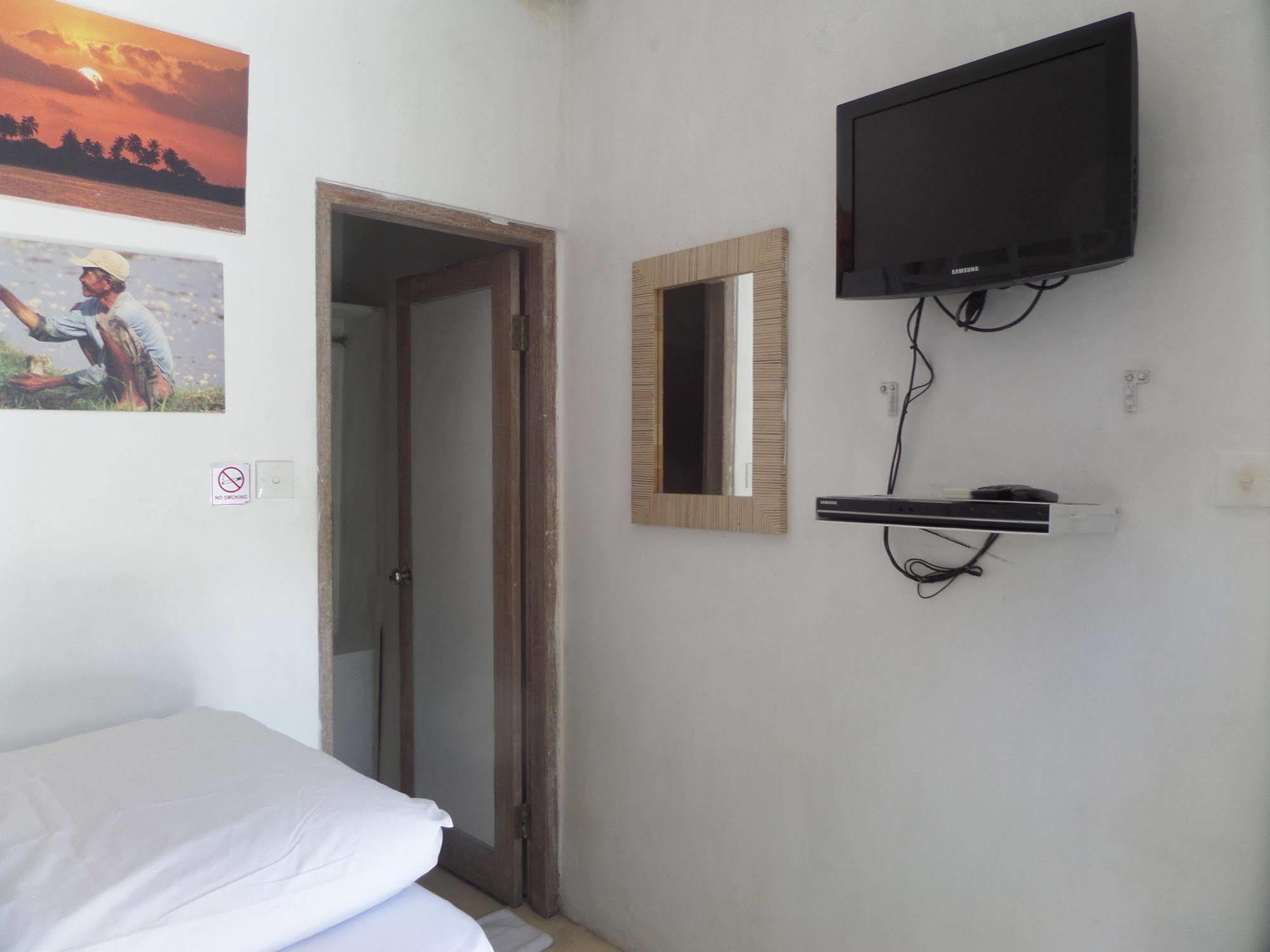 The Island Bali Hostel Seminyak  Exterior photo